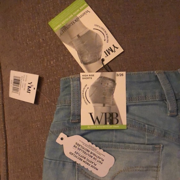 YMI wanna betta butt jean shorts. - Picture 3 of 3